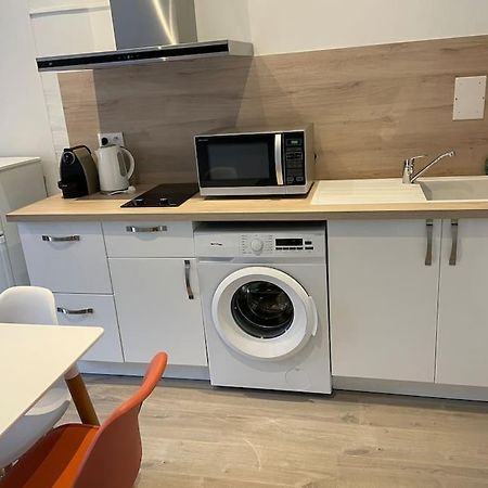 Apartmán Cosy T3 Proche Gare Et Polygone Béziers Exteriér fotografie