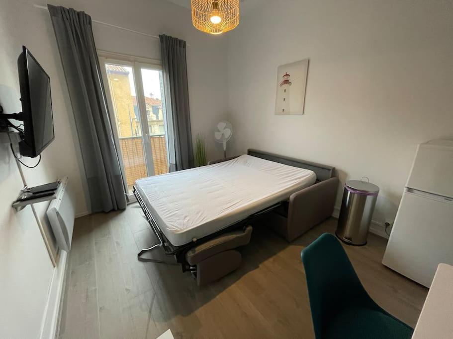 Apartmán Cosy T3 Proche Gare Et Polygone Béziers Exteriér fotografie